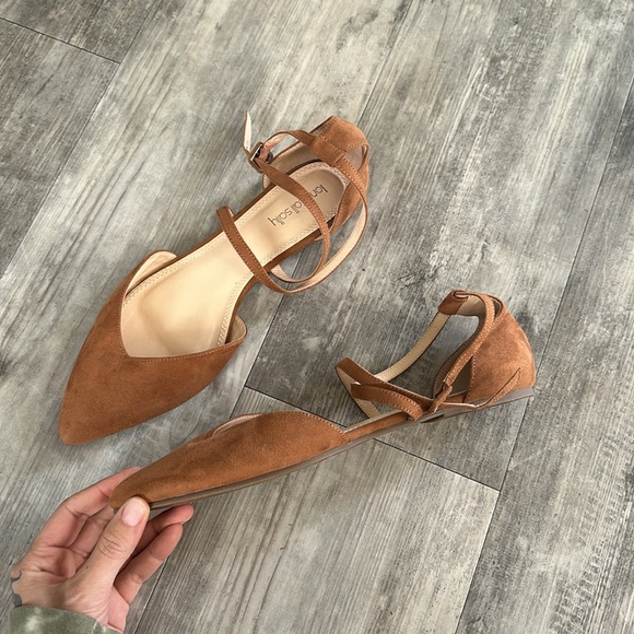 pointed toe ankle-strap flats - Picture 3 of 6